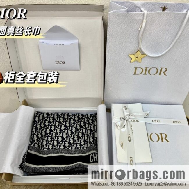 Dior Oblique printed double silk towel