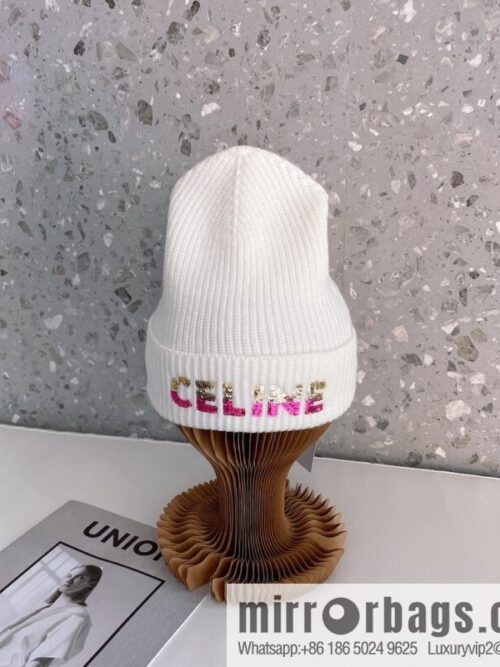 i1666080212_942_0-800x800lsx21qzbwuo75692_20250630175452.jpg CHANEL CHANEL sequined alphabet knitted wool hat