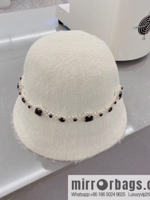 i1666197314_5628_0-800x800fkxxkdpbhqt76361_20250630182123.jpg Miumiu 2022 autumn and winter new bucket hat