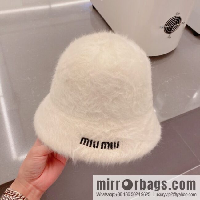 Miumiu miumiu rabbit fur top hat