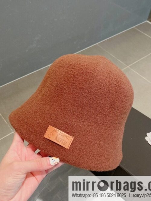 i1666363559_9040_0-800x800kl5hzguomfn76123_20250630181141.jpg LOEWE 2022 autumn and winter new bucket hat