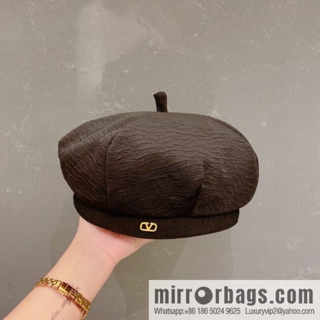 VAENTINO Valentino Fall 2022 New Beret