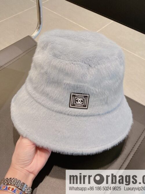 i1666366720_9373_0-800x8002flb3o20cfl76054_20250630180903.jpg Chanel 2022 autumn and winter new rabbit fur bucket hat