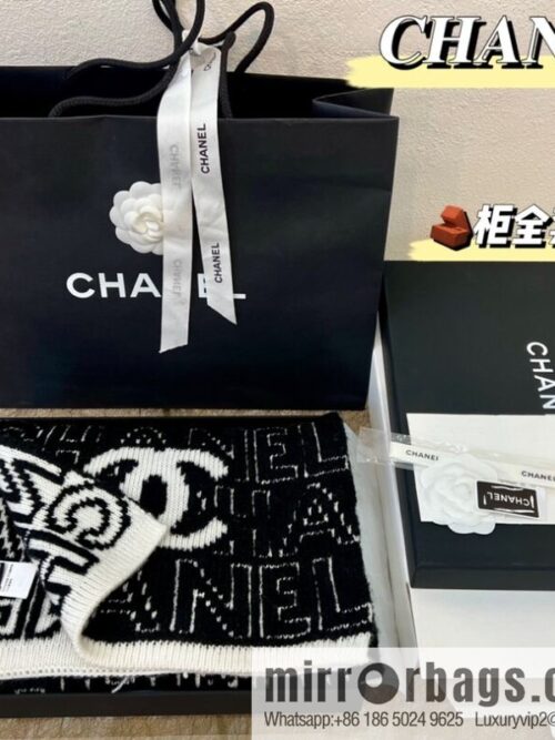 i1666431221_1040_0-800x800bqw22eu4lxp65813_20250630115717.jpg Chanel double-sided letter cashmere scarf