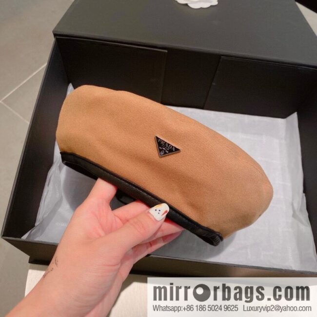 Prada 2022 autumn and winter new wool beret