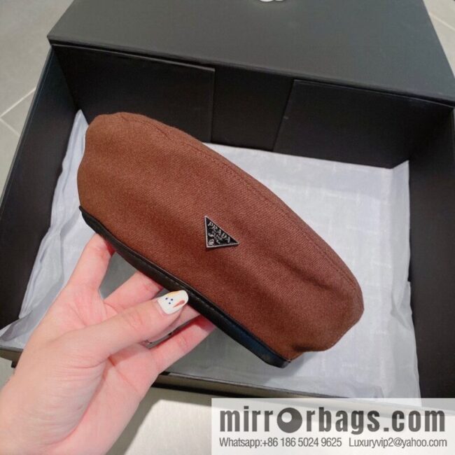 Prada 2022 autumn and winter new wool beret
