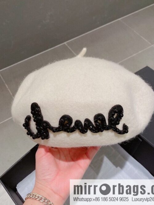 i1666879515_7893_0-800x800wpubjiyhvxp67057_20250630124536.jpg Chanel 2022 autumn and winter new woolen beret