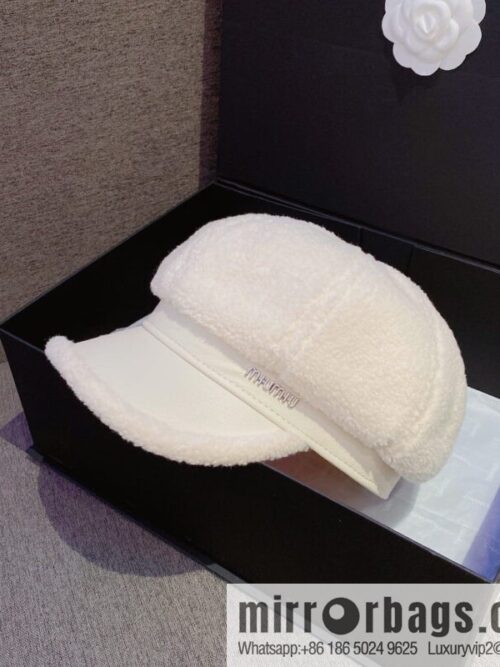 i1666982208_4659_5-800x800rph0rlq44p266840_20250630123844.jpg Miumiu Miumiu 2022 autumn and winter new lamb wool cap