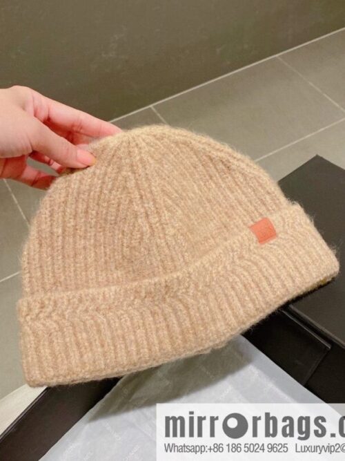 i1667407687_3360_0-800x800wugpyeblqqk66310_20250630121717.jpg LOEWE Luo Yiwei 2022 autumn and winter new wool hat