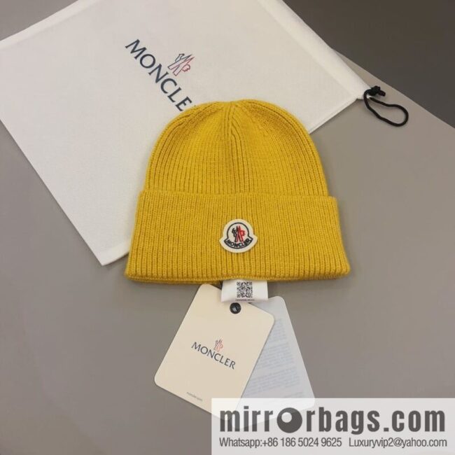 Moncler Color Unisex Knitted Hat