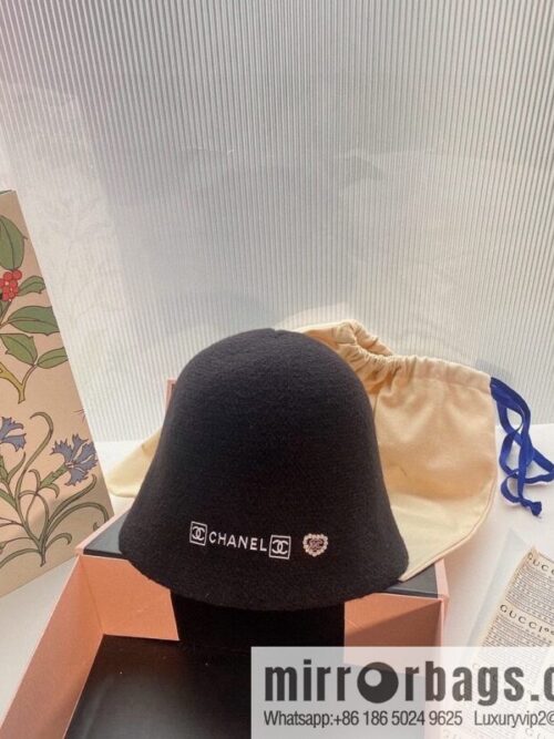 i1669561914_9544_0-800x80005byb2zneak57392_20250630012240.jpg Chanel 2022 autumn and winter new wool bucket hat