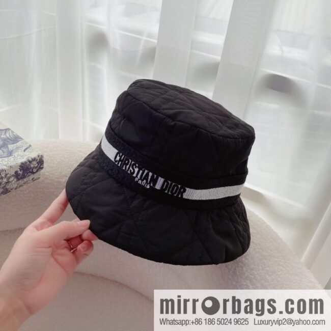 i1669827111_5963_1-800x800hxcprn1flvl57260_20250630012122.jpg Dior 22 years old new diamond bucket hat