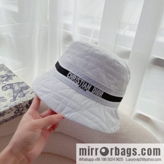 i1669827212_6932_1-800x8001fy3scrkmfv57251_20250630012116.jpg Dior 22 years old new diamond bucket hat