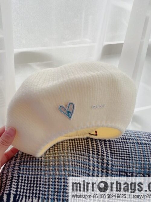 i1669827366_3312_0-800x800zoq0l1jsahp57222_20250630012058.jpg Gucci Gucci 22 years old new knitted beret