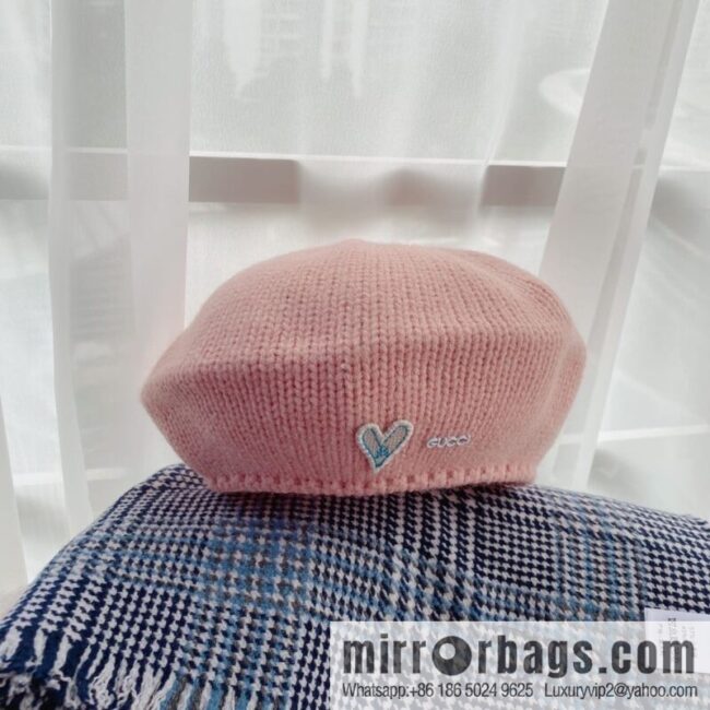 Gucci Gucci 22 years old new knitted beret