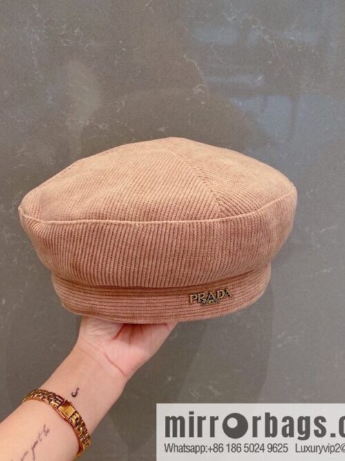 i1670085998_252_0-800x800dtefylwnpot57189_20250630012039.jpg Prada 2022 autumn new beret