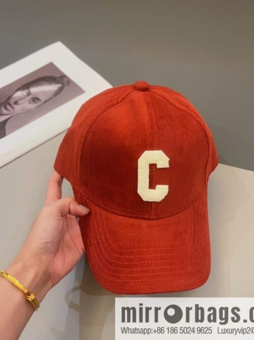 i1670402110_462_5-800x8003fde2aq2e4w46634_20250629234634.jpg CELINE Corduroy baseball cap