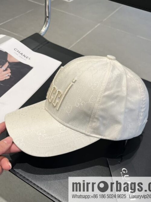 i1675446034_5391_7-800x800lanz53ybxgb36159_20250626041447.jpg Gucci Gucci Spring/Summer 2023 New Baseball Cap