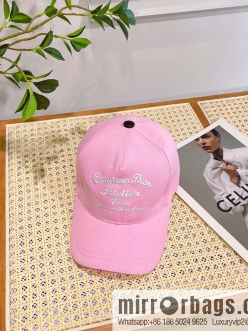 i1676088703_6462_0-800x800apdbuqruedm35641_20250626040529.jpg Dior 2023 new walking embroidered baseball cap