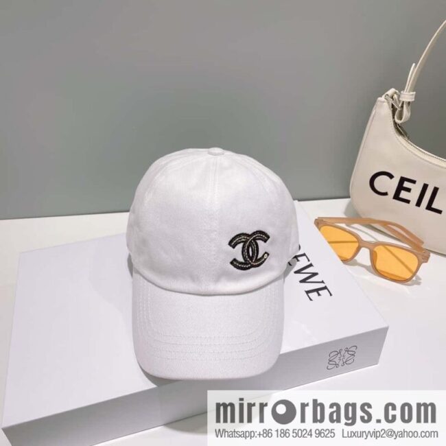 i1678164781_8357_1-800x800upfwozfrsd123890_20250625225741.jpg Chanel Chanel new baseball cap