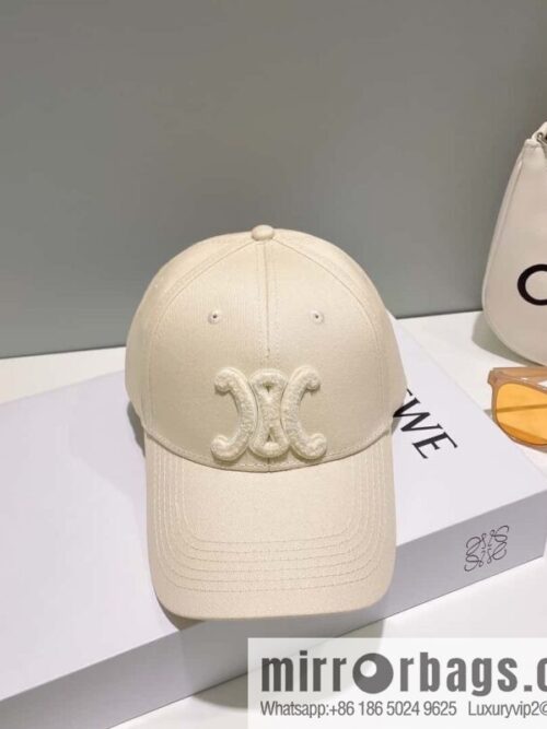 i1678165614_8781_0-800x800cfntsvtd3ov23871_20250625225702.jpg CELINE Spring and Summer 2023 New Simple Baseball Cap