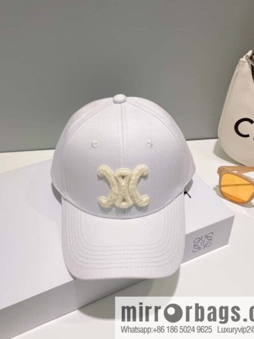 i1678165641_4229_0-800x800ley4gdt5ut323861_20250625225647.jpg CELINE Spring and Summer 2023 New Simple Baseball Cap