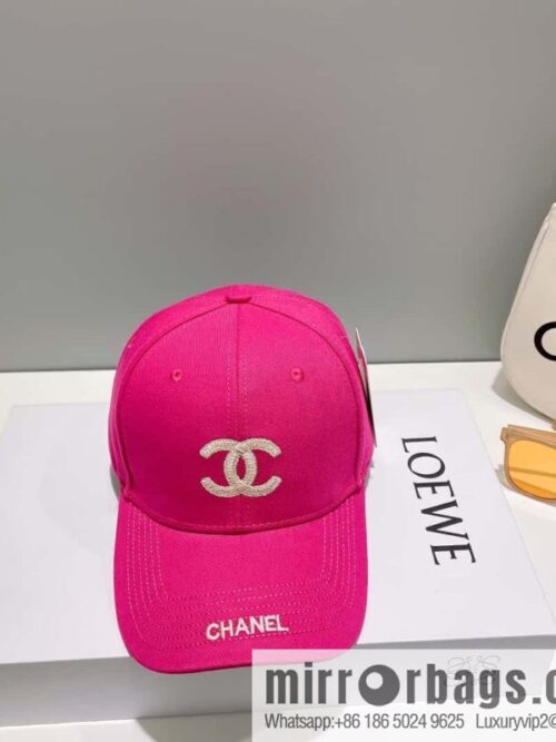 i1680405673_4797_0-800x800d4433ndnonk35416_20250626040001.jpg Chanel\'s new simple embroidered logo baseball cap