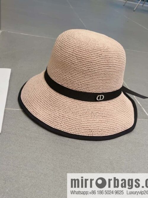 i1682957196_2231_2-800x800olucwl2q2fq35488_20250626040237.jpg Dior Dior\'s new Lafite straw hat in summer
