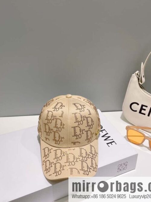 i1684132975_7169_0-800x800nwsgqwtcskt23940_20250625225920.jpg Dior full diamond logo unisex baseball cap