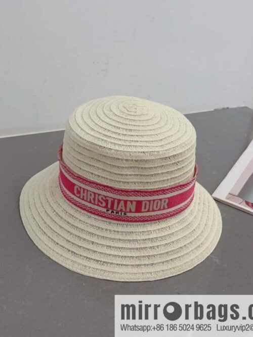 i1685892519_8926_4-800x800bdmwyy524gi24371_20250625231934.jpg Dior\'s new straw hat