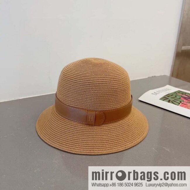 HERMES Fine Grass Basin Cap