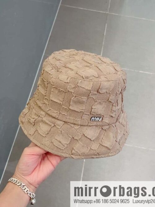 i1686332092_6045_3-800x800qrdh5ldy5zh12350_20250625171453.jpg Miumiu new cloth hat