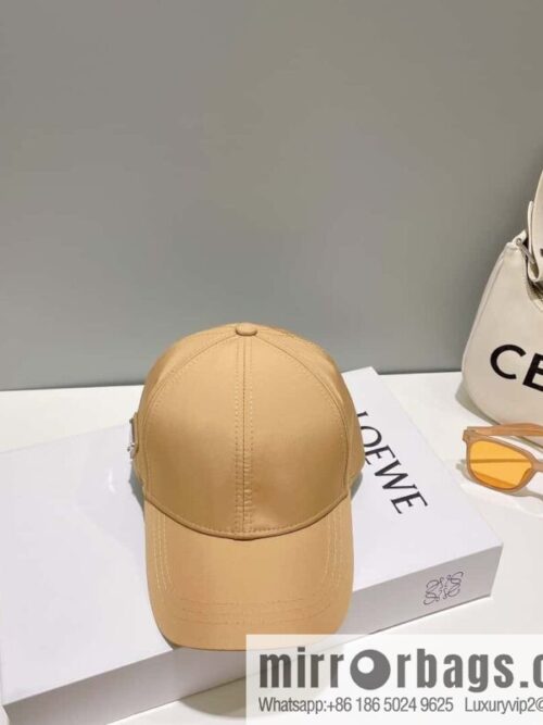 i1687838505_2341_0-800x800b1dlnjwrceo4260_20250625031135.jpg PRADA PRADA Side Triangle Label Baseball Cap