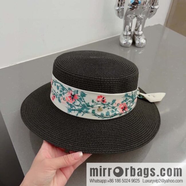 i1688939979_3357_2-800x800ug5qrlpukyo11807_20250625163001.jpg GUCCI Gucci Top Hat