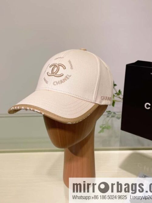 i1689829149_1318_0-800x800hoehm2w43m411235_20250625154349.jpg Chanel\'s new simple embroidered logo baseball cap