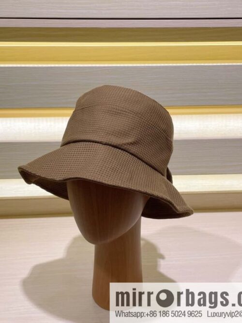 i1691723635_6309_0-800x800pbpnwjzpsa04067_20250625030937.jpg YSL Saint Laurent autumn and winter new bucket hat