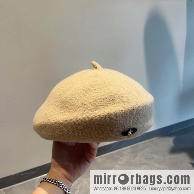 Croxin autumn and winter knitted beret