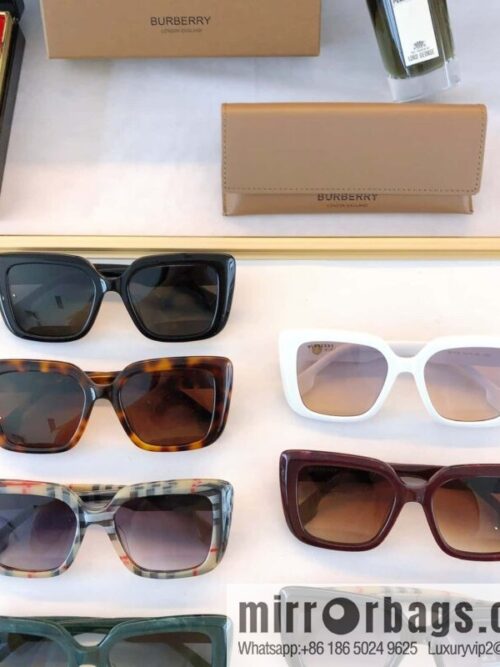 i1692938494_4926_8-800x800xxkfov2ku0h3929_20250625030825.jpg Burberry Burberry temple three-dimensional plaid women\'s sunglasses