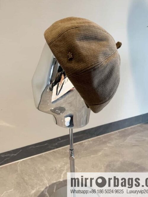 i1693158619_7576_0-800x8004rwhl2cntal4122_20250625031012.jpg Dior star horn beret