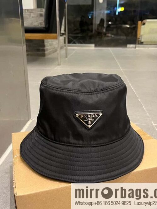 i1693238906_7408_0-800x800sa1cjwawdqh4112_20250625031006.jpg Prada bucket hat