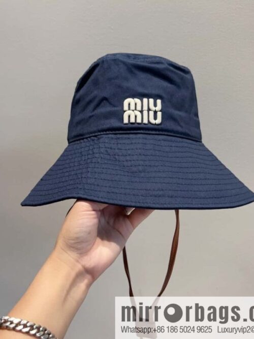i1693239174_8431_0-800x800em2zhjw13po4086_20250625030948.jpg Miumiu bucket hat