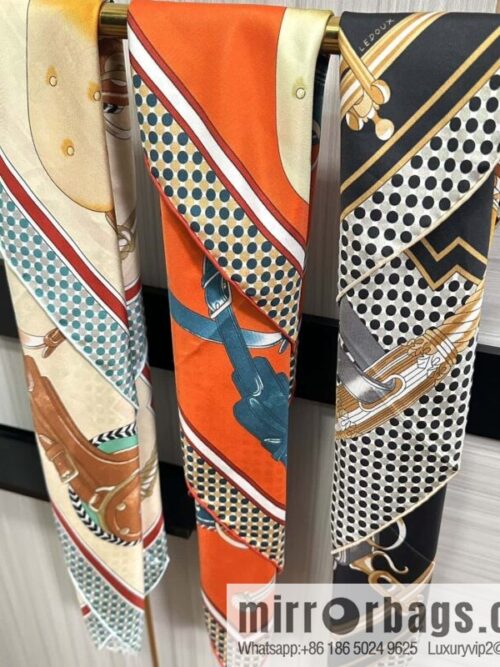 i1694868683_3397_1-800x800smldgg4ktui55925_20250630011056.jpg Hermes carriage design silk scarf