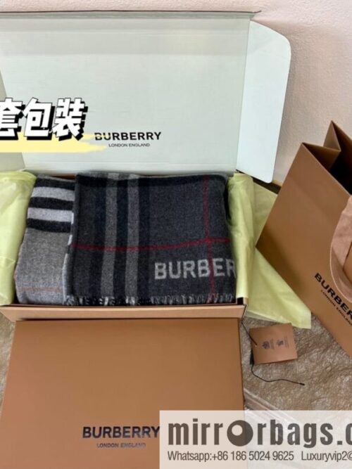 wsxc1668605123076_0-800x800elnjzydyef165725_20250630115359.jpg Burberry Burberry Tassel Edge Design Checked Cashmere Cape