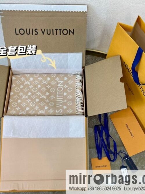 wsxc1671623383321_0-800x800fnni4c4mpvf65670_20250630115140.jpg LV Louis Vuitton Game On Cashmere Scarf M76900