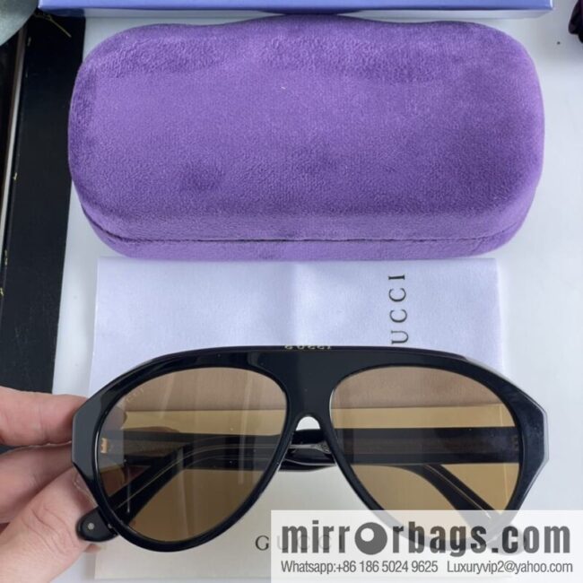 GUCCI Gucci Classic Unisex Sunglasses