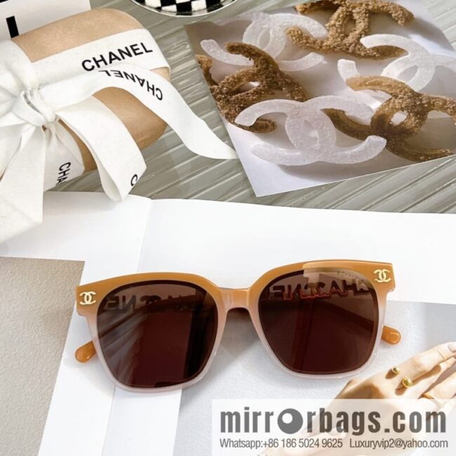 Chanel square versatile double c embellished women\'s sunglasses