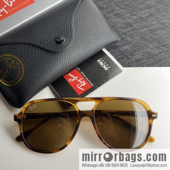 Rayban\'s new unisex sunglasses