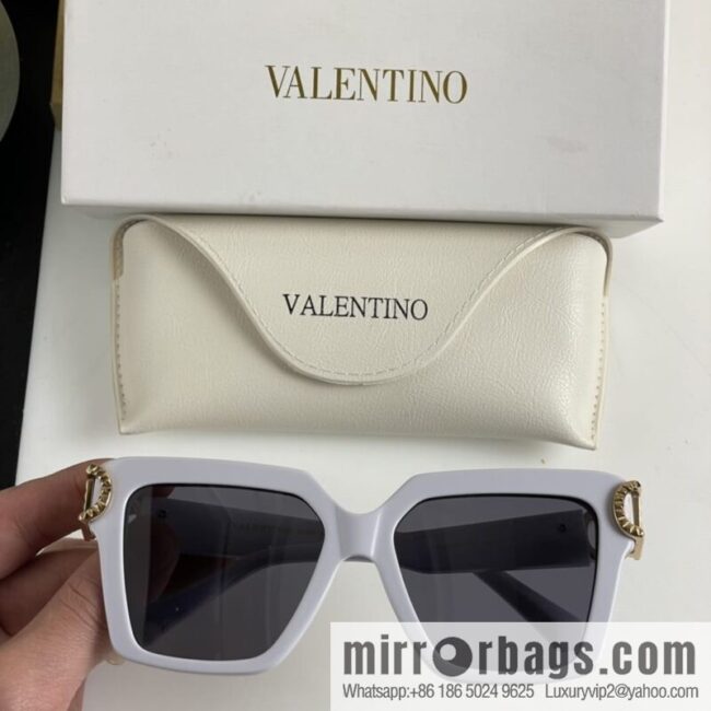 VALENTINO Valentino Large Square Women\'s Sunglasses