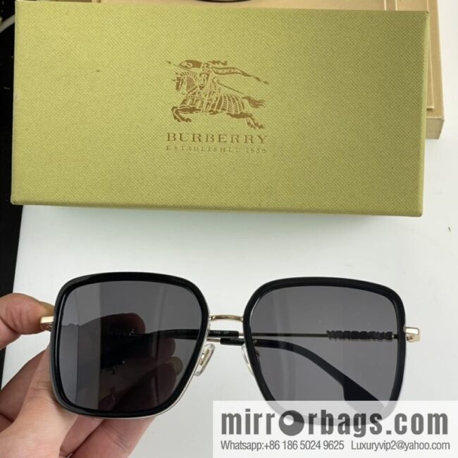 Burberry Women\'s Square Sunglasses