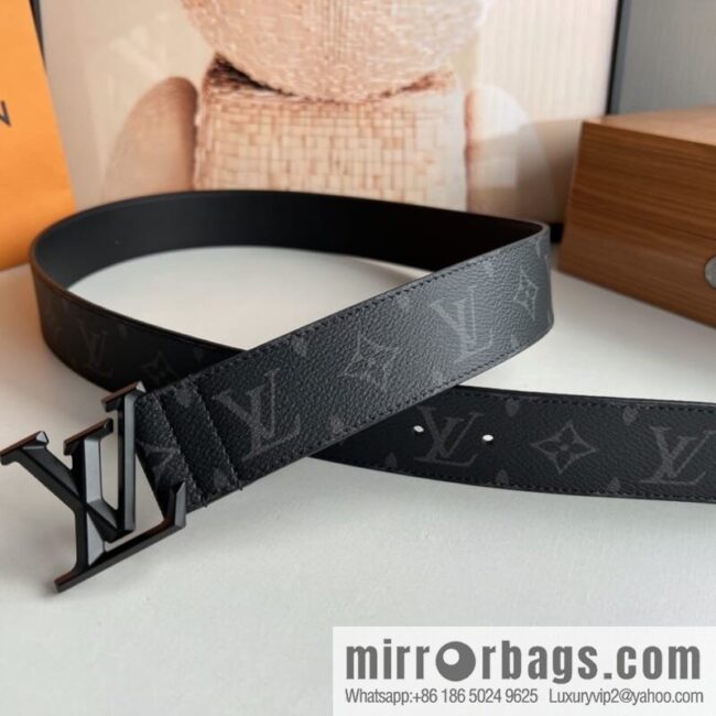 LV/Louis Vuitton LV PYRAMIDE 40 mm belt